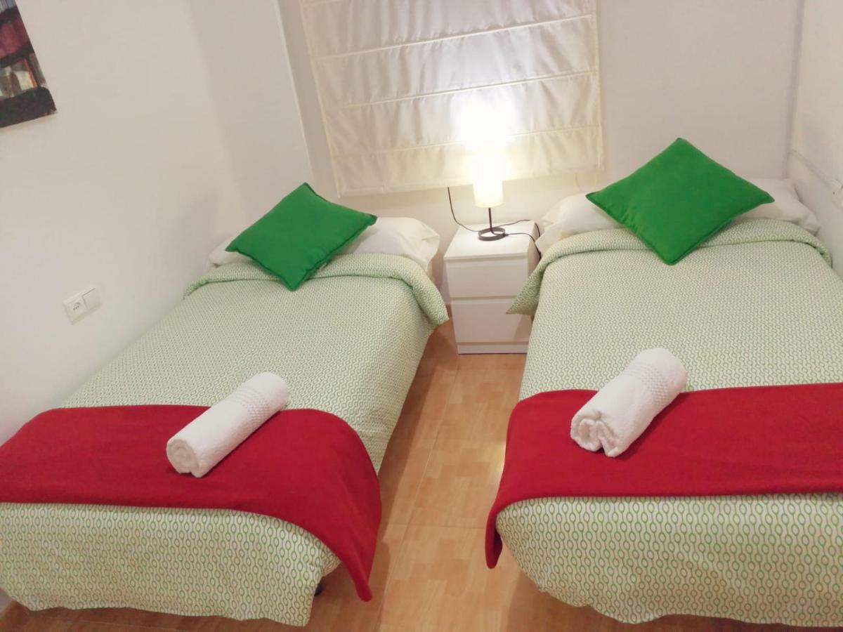 Central Apartment In Valencia With Wifi + Parking. Экстерьер фото